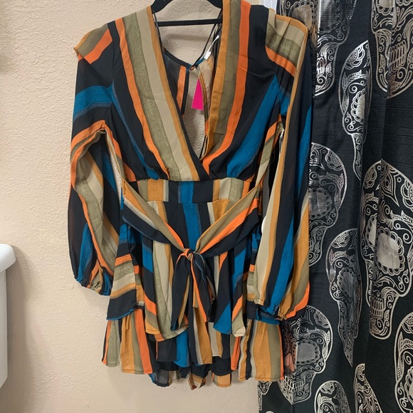 Beautiful fall romper! - Picture 3 of 5